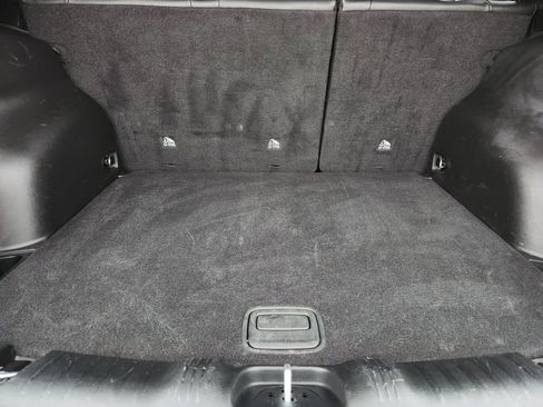 Used 2025 Jeep Compass Limited image 38