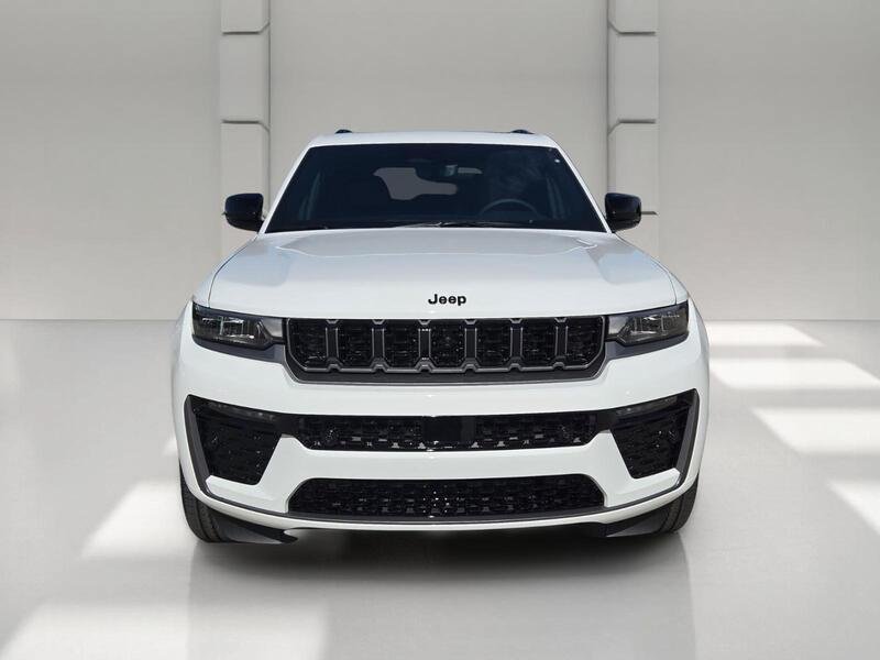 New 2027 Jeep Grand Cherokee Limited AWD/4WD image 8