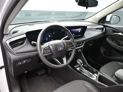 Used 2025 Buick Encore GX Preferred AWD/4WD image 16