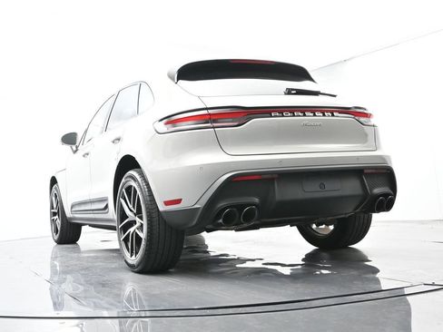 Certified 2025 Porsche Macan image 47