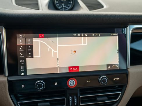 New 2026 Porsche Macan S image 19