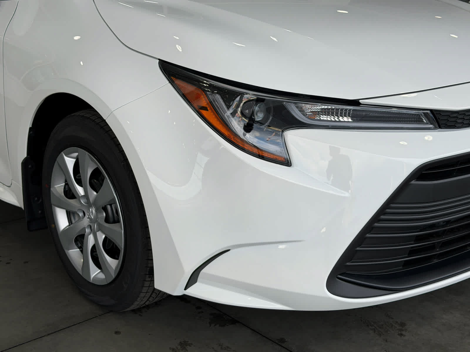 New 2027 Toyota Corolla LE FWD image 7