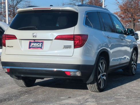 Used 2017 Honda Pilot Touring image 5