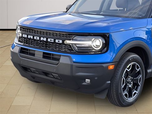 New 2025 Ford Bronco Sport Outer Banks w/ Outer Banks Tech Package+ image 39