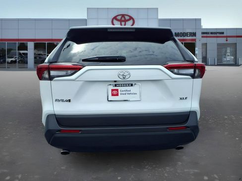 Certified 2025 Toyota RAV4 XLE w/ Convenience Package FWD image 5