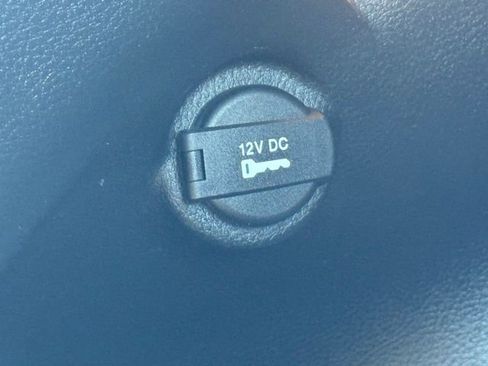 Used 2020 Jeep Compass Latitude image 28