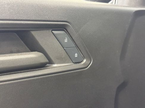 Used 2024 Chevrolet Colorado Trail Boss w/ Advanced Trailering Package image 10