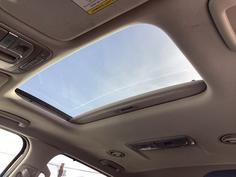 Used 2022 Kia Telluride EX w/ EX Premium Package image 5