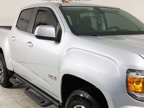 Used 2016 GMC Canyon SLE image 38