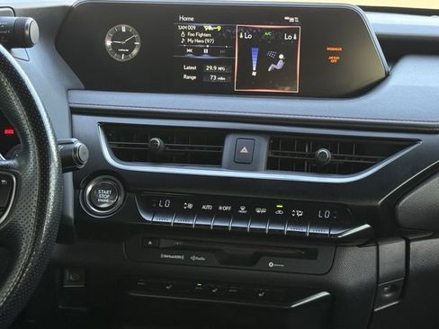 Used 2019 Lexus UX 200 F Sport FWD image 16