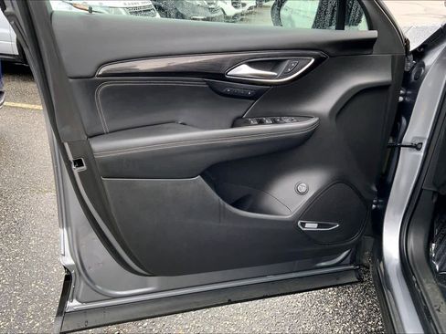 Used 2022 Buick Envision Essence w/ Technology Package II image 21