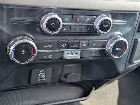 Used 2025 Ford F150 XLT w/ Equipment Group 301A Standard AWD/4WD image 15