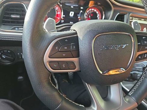 Used 2021 Dodge Challenger SRT Hellcat RWD image 6