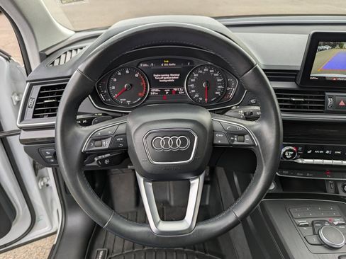 Used 2020 Audi Q5 2.0T Premium image 13