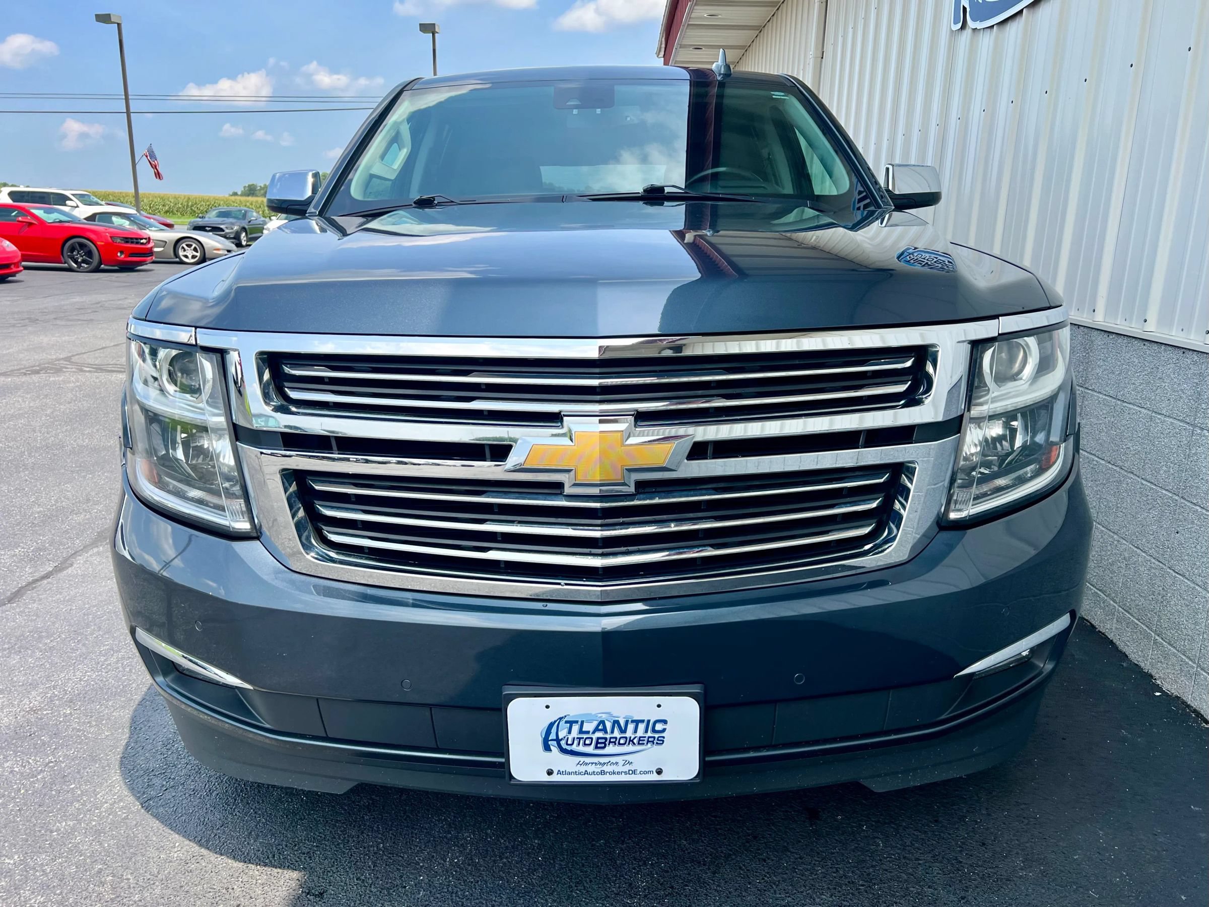 Used 2020 Chevrolet Suburban Premier AWD/4WD image 9