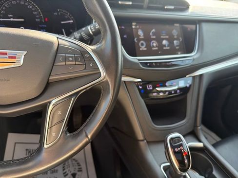 Used 2018 Cadillac XT5 Premium Luxury w/ Driver Assist Package AWD/4WD image 37