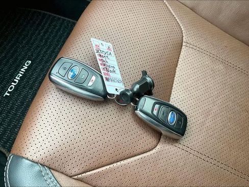 Used 2022 Subaru Forester Touring image 11