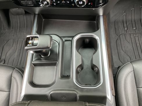 Used 2022 GMC Sierra 1500 Elevation w/ Elevation Premium Package AWD/4WD image 20