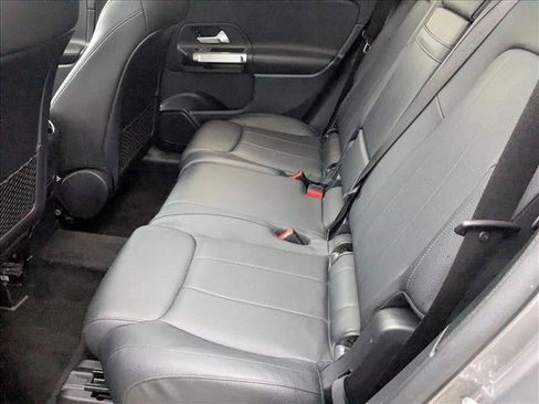 Certified 2022 Mercedes-Benz GLB 250 image 18