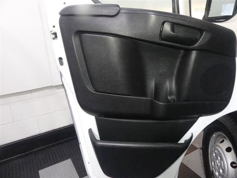 Used 2018 RAM ProMaster 2500 FWD image 14
