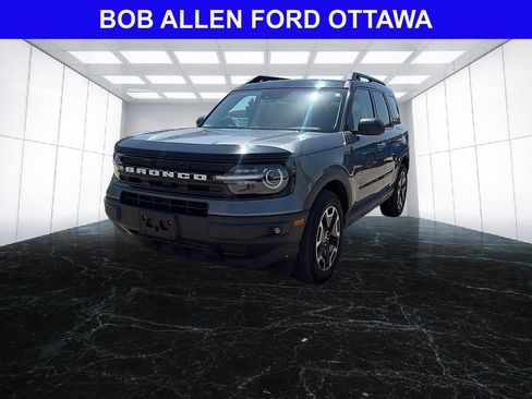 Used 2023 Ford Bronco Sport Outer Banks w/ Tech Package AWD/4WD image 1