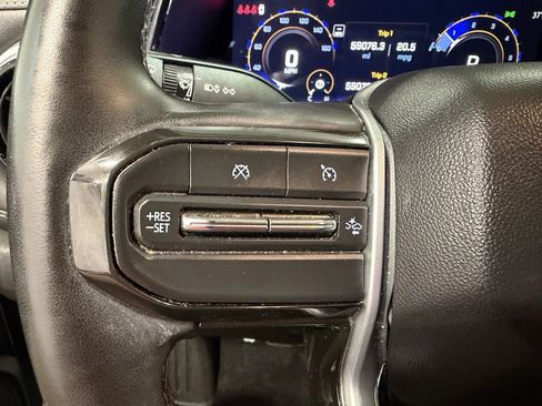 Used 2024 Chevrolet Colorado LT w/ LT Convenience Package III image 25