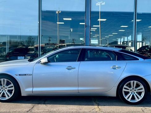 Used 2011 Jaguar XJ L RWD image 36
