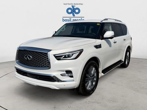 Used 2024 INFINITI QX80 Luxe AWD/4WD image 2