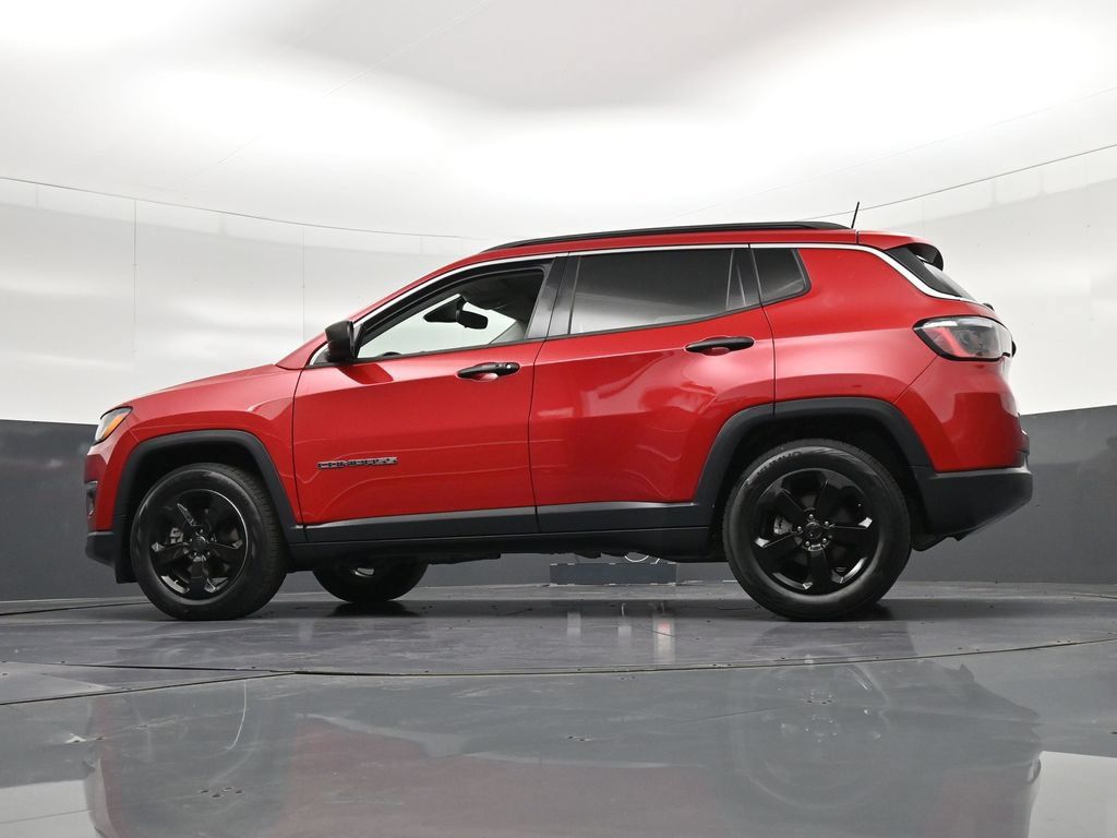 Used 2021 Jeep Compass Latitude FWD image 26