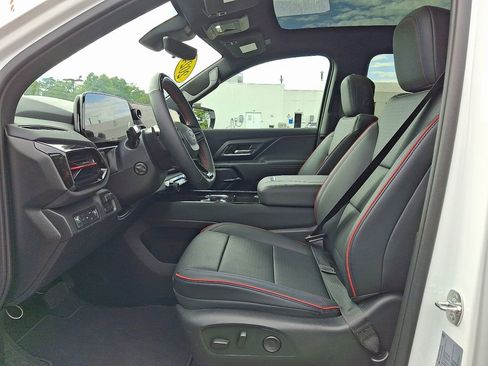 Used 2024 Chevrolet Silverado EV RST image 13