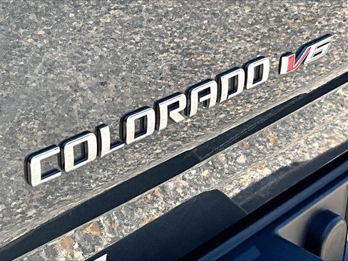 Used 2019 Chevrolet Colorado LT w/ LT Convenience Package RWD image 31