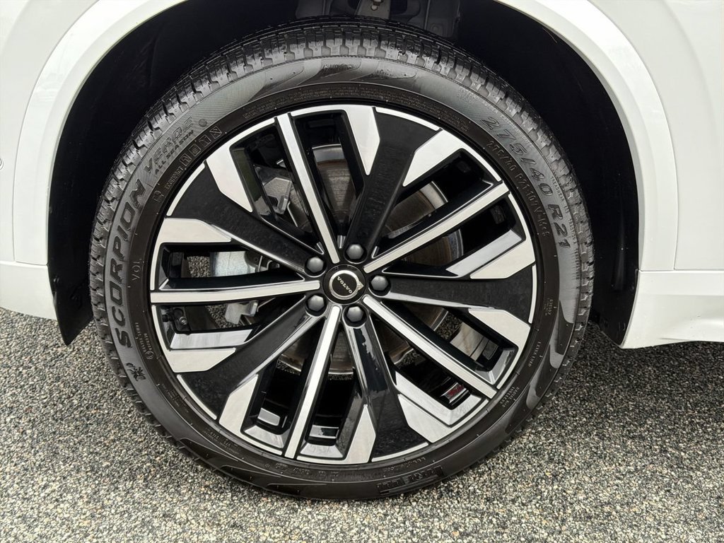 Certified 2026 Volvo XC90 B6 Plus AWD/4WD image 10