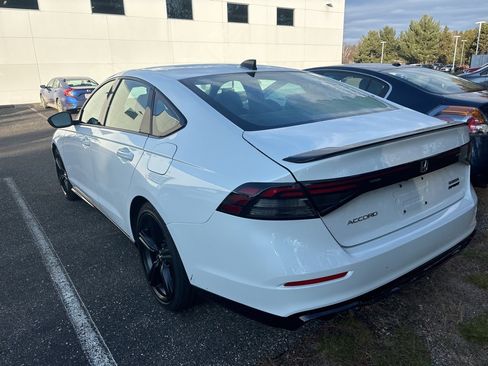Certified 2023 Honda Accord Sport image 9