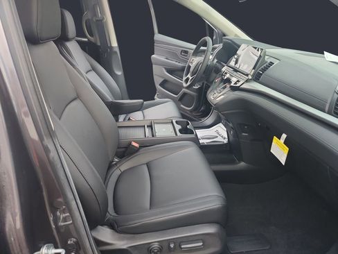 Used 2025 Honda Odyssey EX-L image 15