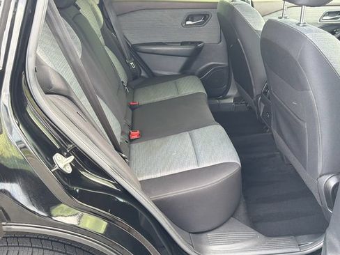 Used 2023 Nissan Rogue SV FWD image 15