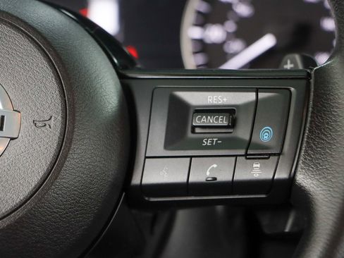 Used 2021 Nissan Rogue SV AWD/4WD image 14