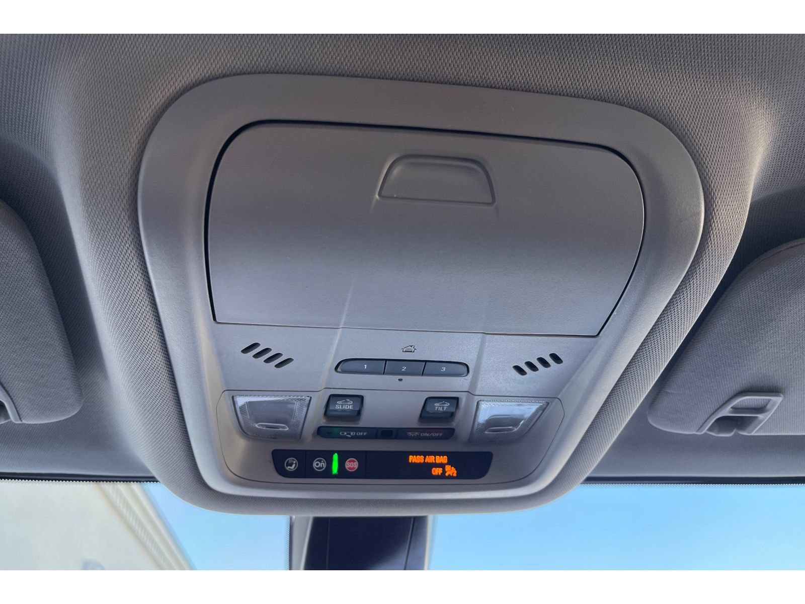 Used 2021 GMC Acadia AT4 w/ Technology Package AWD/4WD image 26