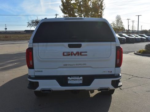 Used 2021 GMC Sierra 1500 AT4 image 6