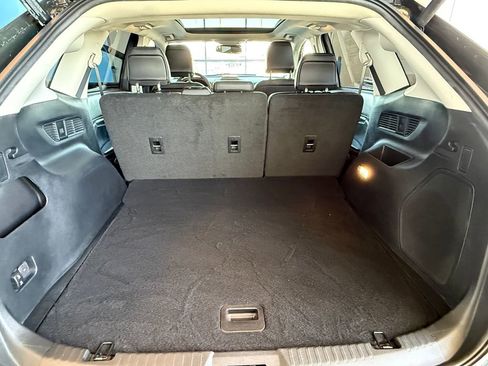 Used 2022 Ford Edge Titanium image 19