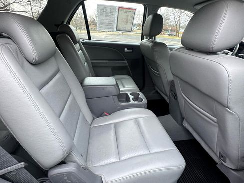 Used 2006 Ford Freestyle SEL image 39