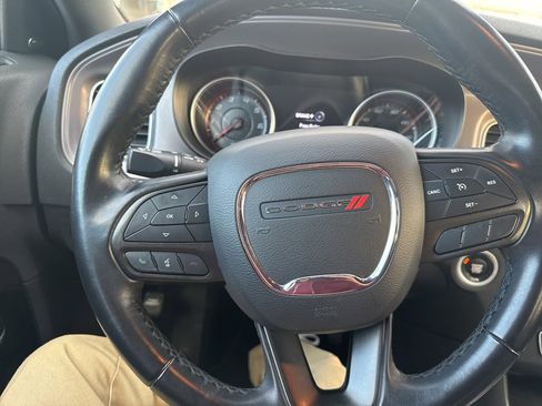Used 2023 Dodge Charger SXT image 11