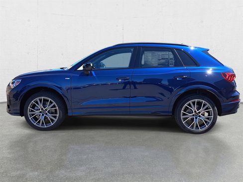 New 2025 Audi Q3 2.0T Premium Plus image 8