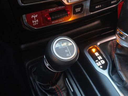Used 2020 Jeep Wrangler Unlimited Rubicon AWD/4WD image 30