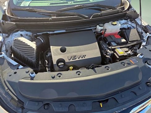 Used 2023 Buick Enclave Avenir w/ Avenir Technology Package image 10