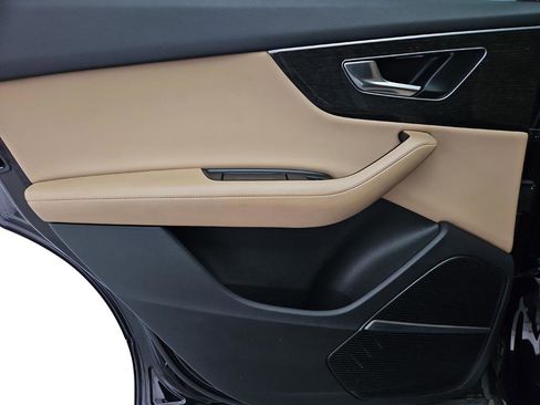 Used 2021 Audi Q7 3.0T Premium Plus w/ Executive Package image 25