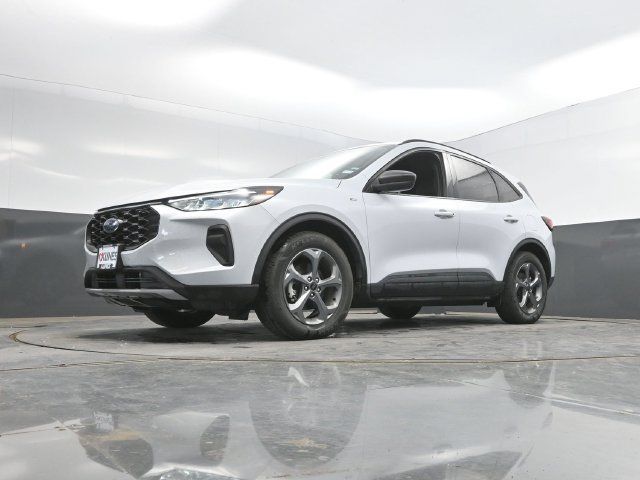 Used 2025 Ford Escape ST-Line FWD image 48