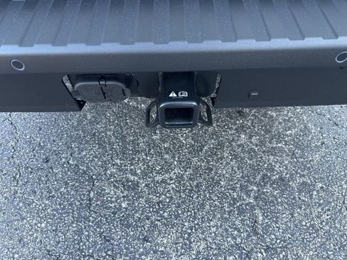 New 2025 Ford Maverick XL w/ 4K Tow Package image 9