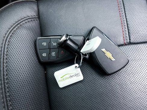 Used 2023 Chevrolet Suburban RST w/ Sport Performance Package image 60