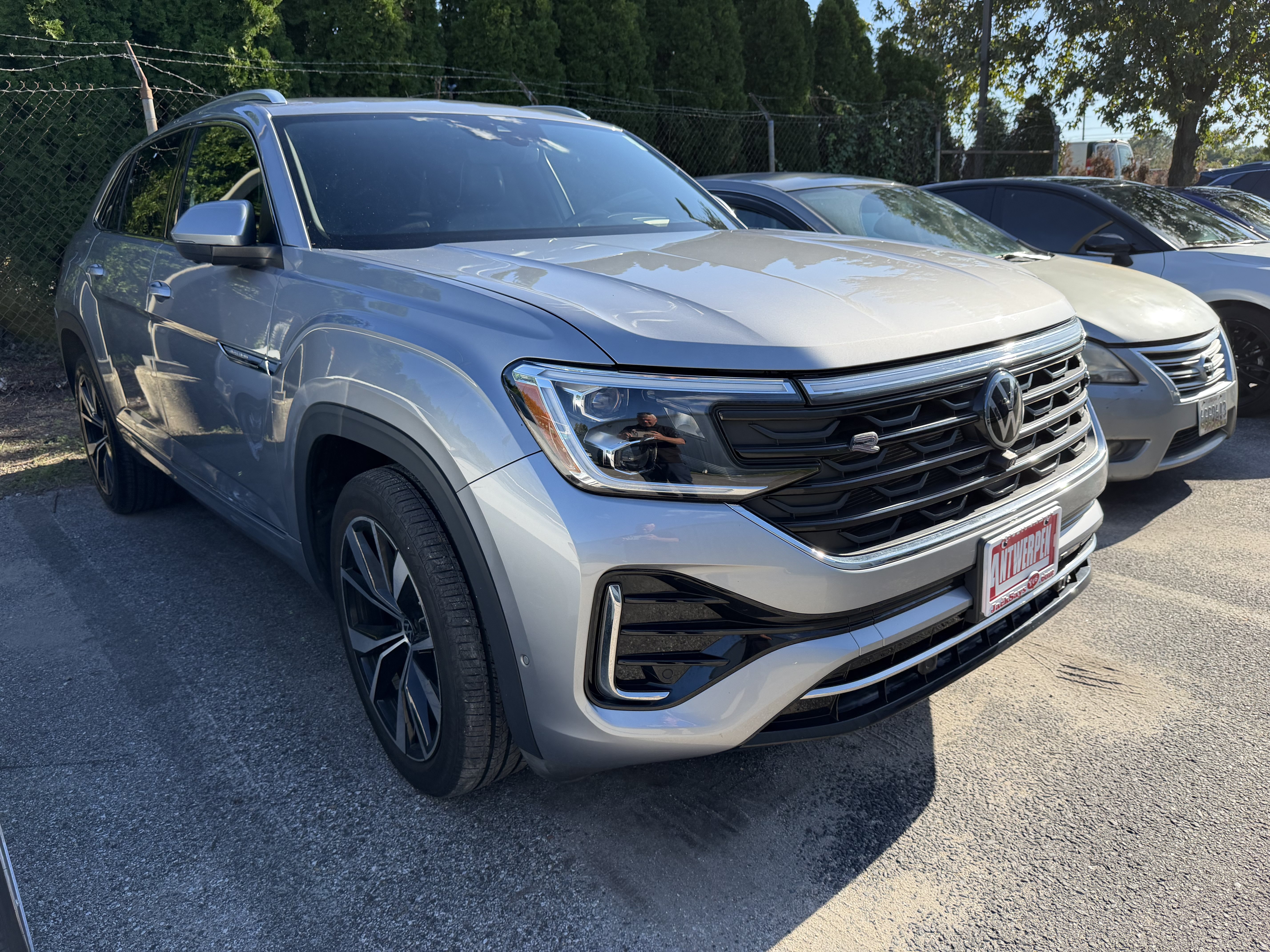 Used 2024 Volkswagen Atlas Cross Sport SEL Premium R-Line AWD/4WD image 5