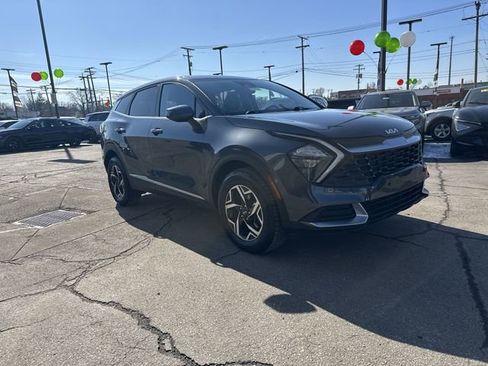Certified 2023 Kia Sportage LX image 11
